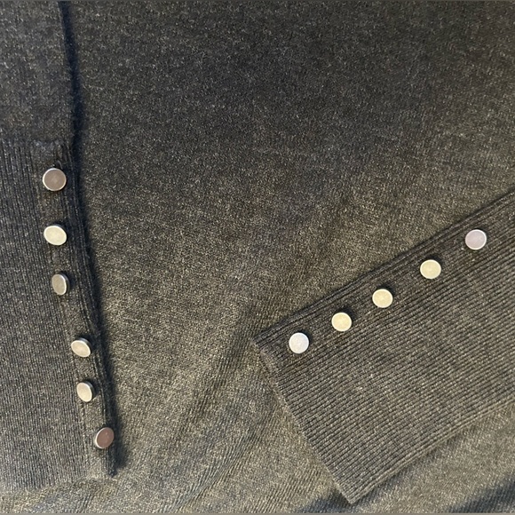 LOFT Ann Taylor Charcoal Gray Cowl Neck Sweater Cozy Elegance pull over Sz-M. D2 - Picture 9 of 11